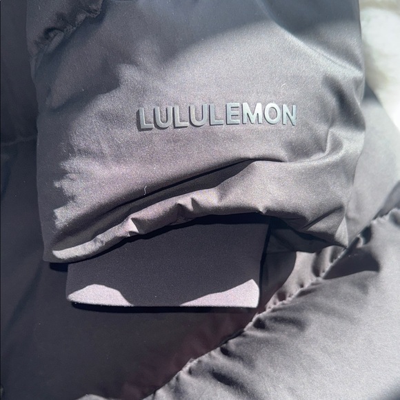 lululemon athletica Black Puffer Jacket - Picture 5 of 8